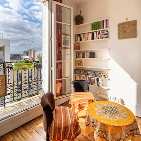 Vintage 1bd With Balcony Batignolles Appartement