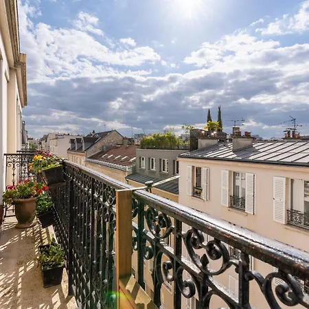 Appartement Vintage 1bd With Balcony Batignolles Paris