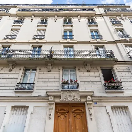 Vintage 1bd With Balcony Batignolles