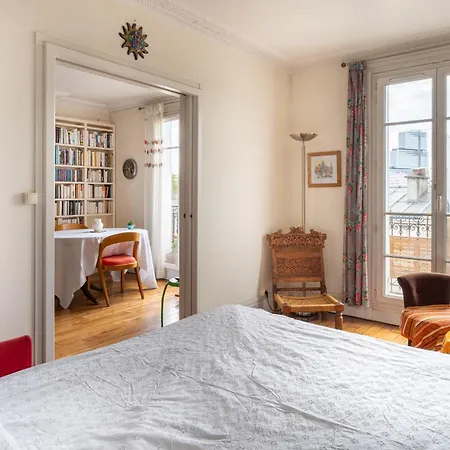 Appartement Vintage 1bd With Balcony Batignolles Paris
